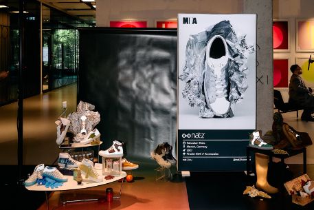 Munich Fashion Award 2025 - 3. Platz Accessories Nat-2  Ausstellungsstand