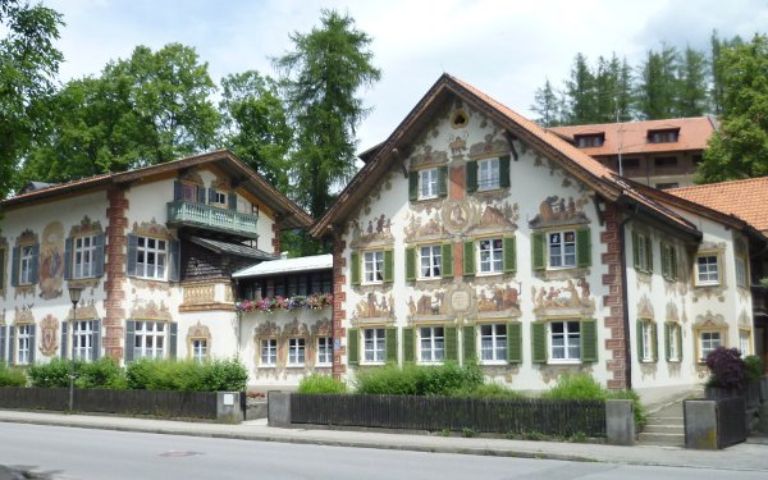 Außenansicht des Marie-Mattfeld-Haus in Oberammergau