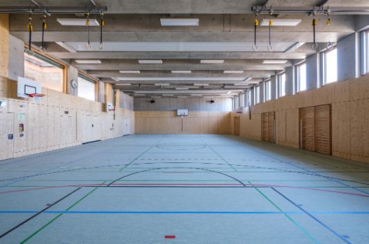 Emmy-Noether-Straße: Integrierte Einfeldsporthalle