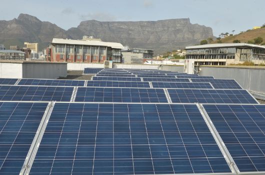 Photovoltaik-Anlage auf dem Verkehrsdepartment der Stadt Kapstadt