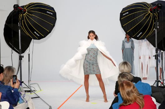 Outfit aus Siegerkollektion von Helena El Malek - Münchner Modepreis 2022