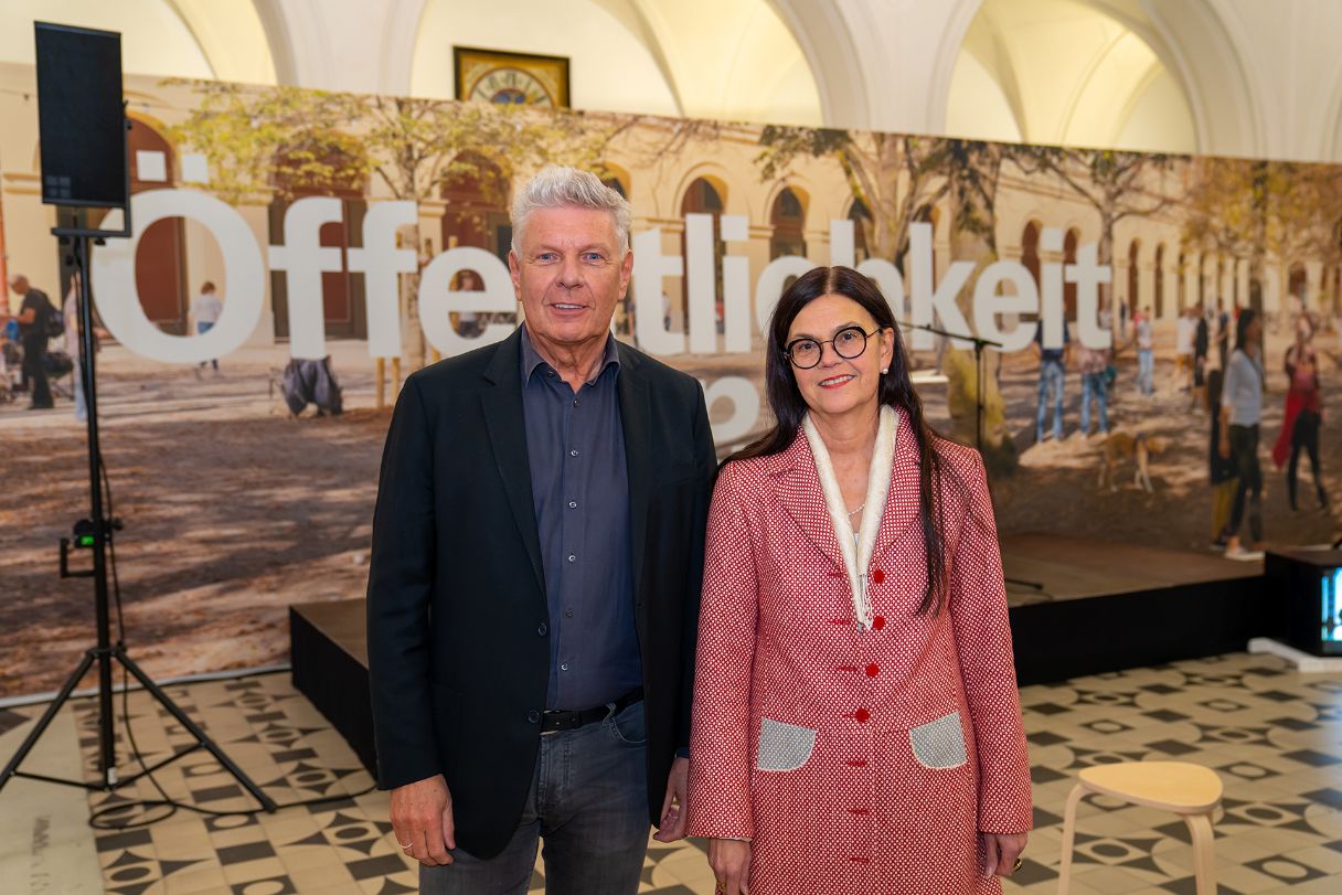 OB Reiter und Stadtbaurätin Merk bei der Eröffnung der Jahresausstellung 2023