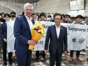 OB Dieter Reiter und Sapporos Bürgermeister Katsuhiro Akimoto beim Empfang der Münchner Delegation im Rathaus Sapporo