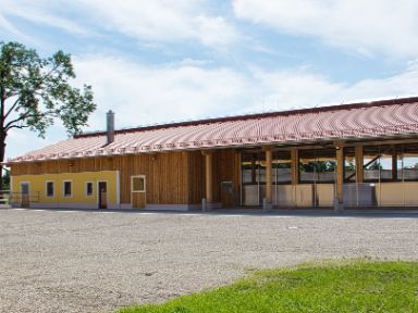 Forderansicht Stallgebäude 