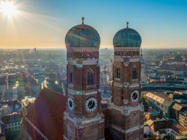 Luftbild Münchner Altstadt mit Frauenkirche