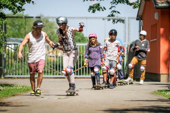 Teilnehmer der 1st Try Skateboard Workshops an Münchner Schulen 