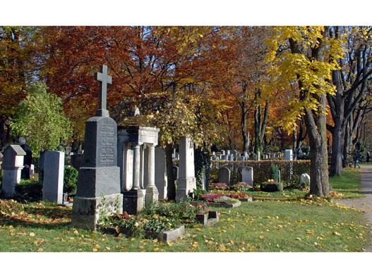 Gräber im Ostfriedhof